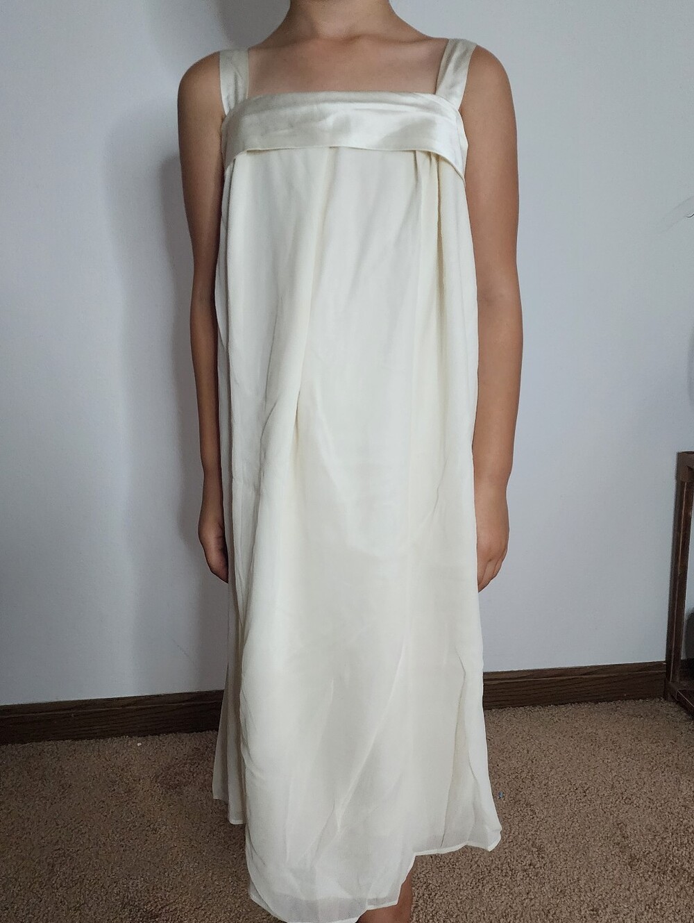 Us Angels White Silk Dress With Satin Ribbon Size 10